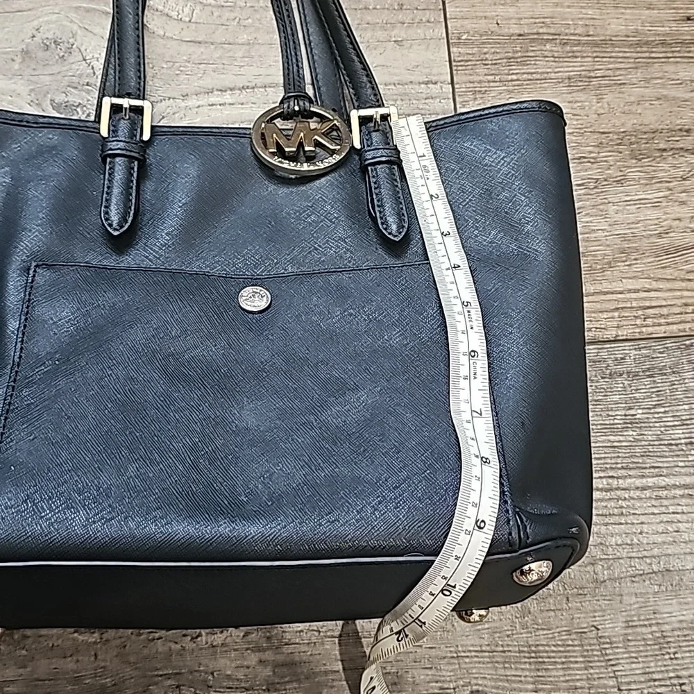 Michael Kors Medium Jet Set Saffiano Leather Tote Adrimal